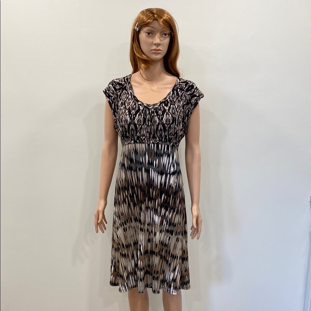 Axcess Black and Gray Sheath Midi Dress with Scoop Neck